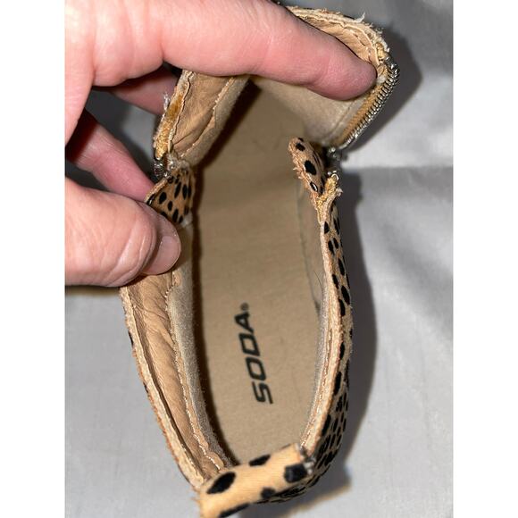 Soda Women's Taylor Nubuck Hi-Top Sneakers - Size 9 - Double Zippers for Easy On - Picture 9 of 10